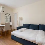 Apartament Elegant Avec Ascenseur Proche De La Tour Eiffel