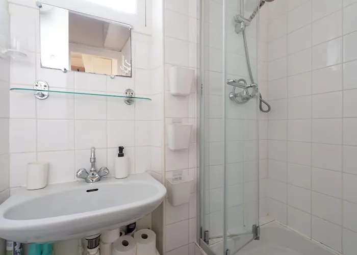 Elegant Avec Ascenseur Proche De La Tour Eiffel *