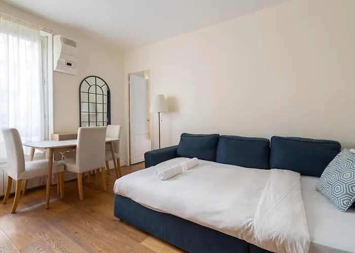 Appartement Elegant Avec Ascenseur Proche De La Tour Eiffel